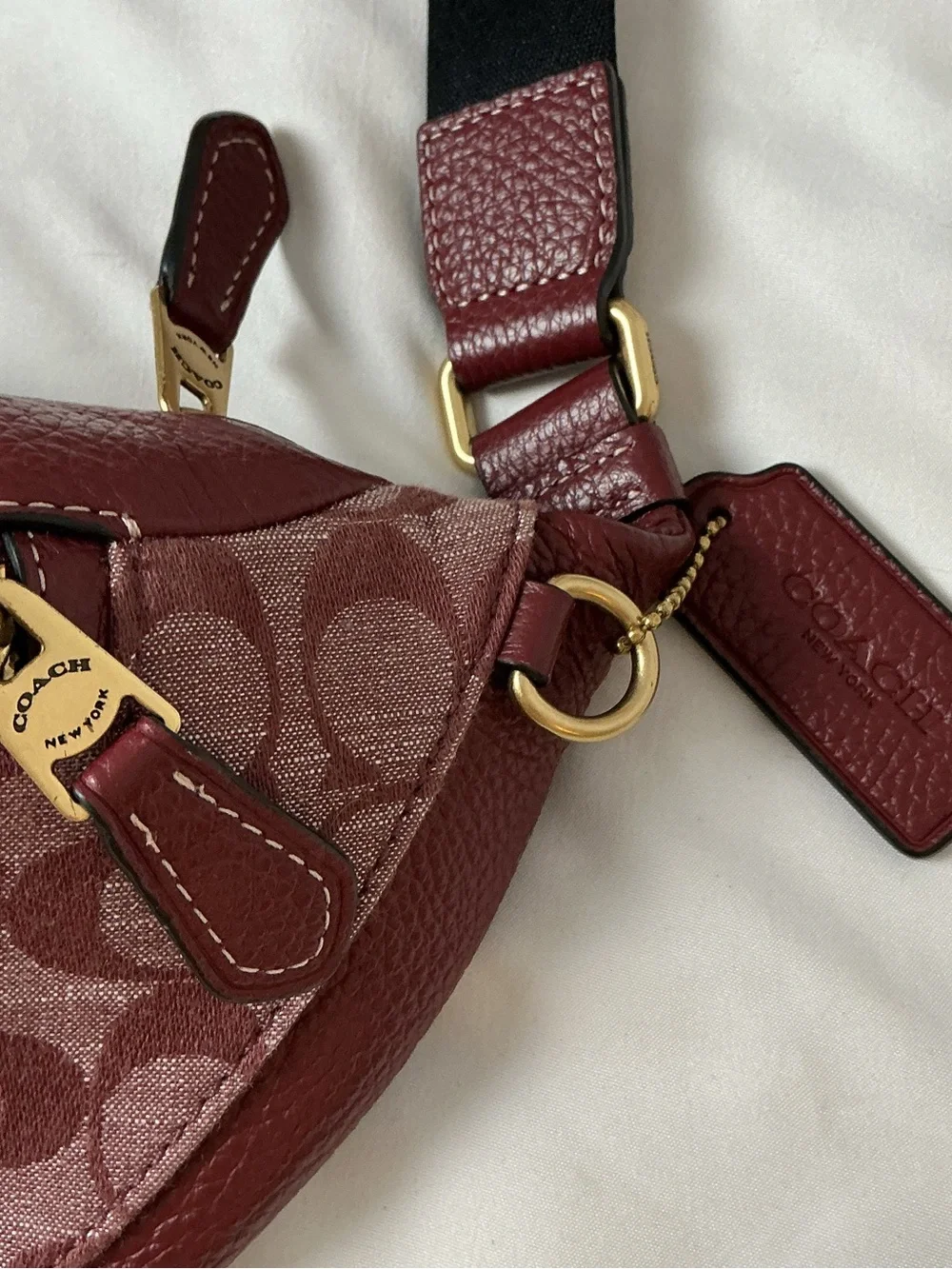 Coach Signature Jacquard Leather Belt Bag Fanny Pack Burgundy Maroon CG994